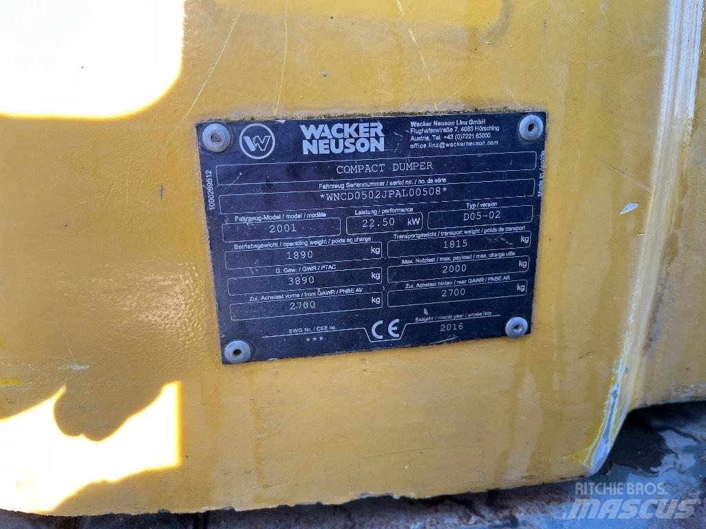 Wacker Neuson 2001 Мини-самосвалы
