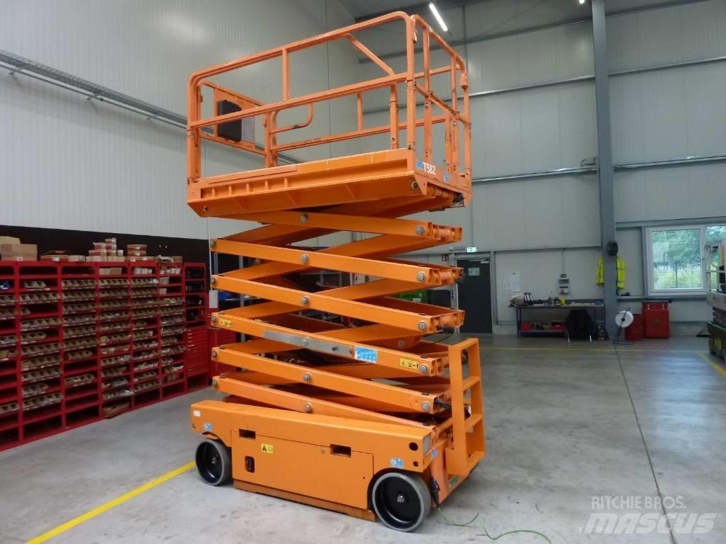 Airo X 14 EW Ножничные подъемники