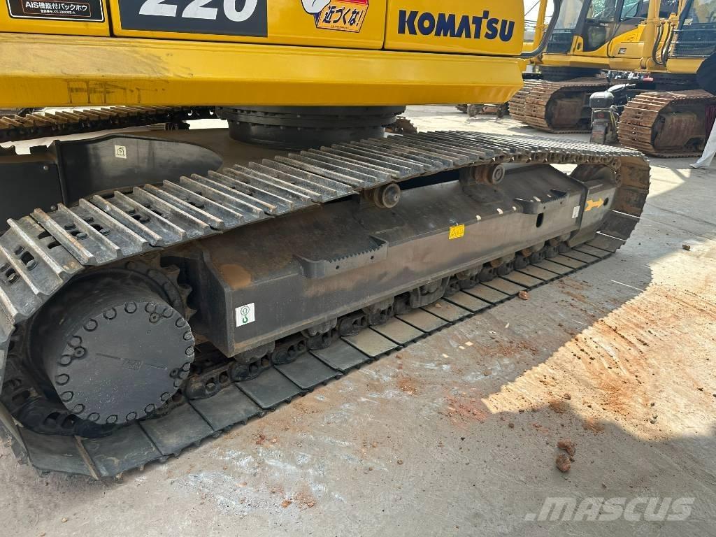 Komatsu PC 220-8 Гусеничные экскаваторы