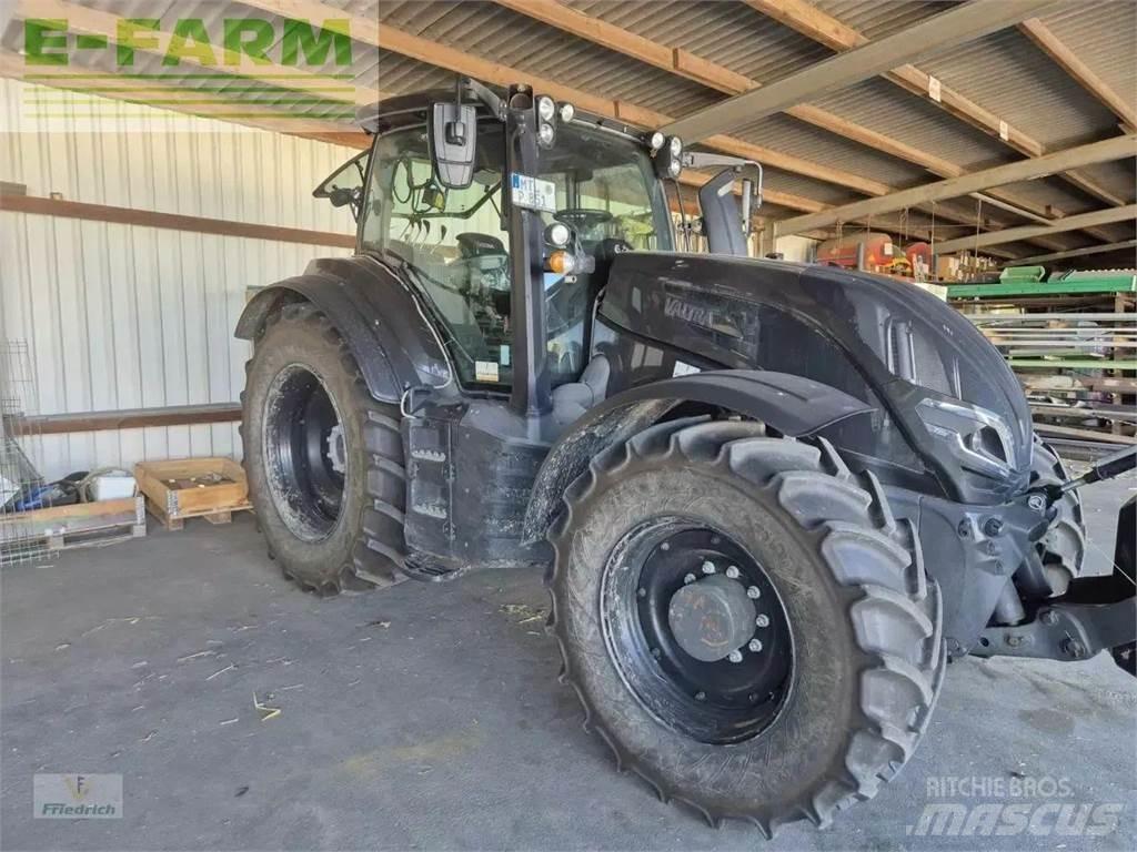 Valtra t235a Трактора