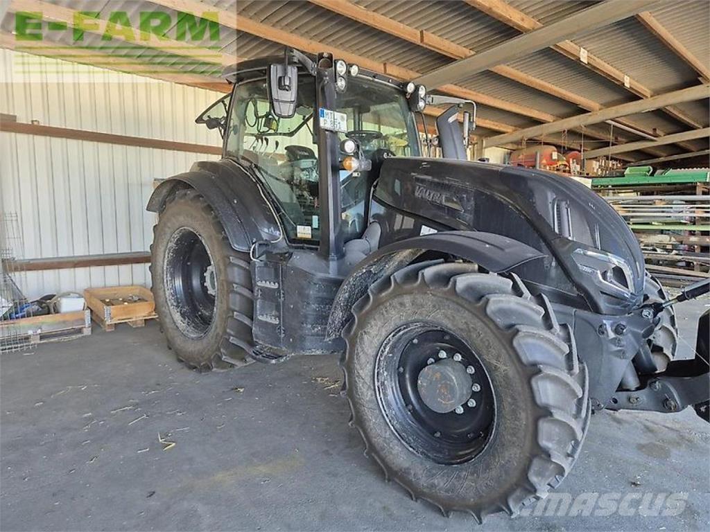 Valtra t235a Трактора