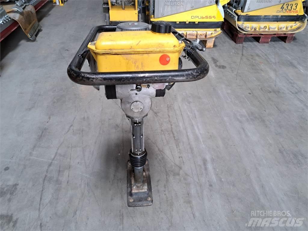 Wacker Neuson BS30 Трамбовщики
