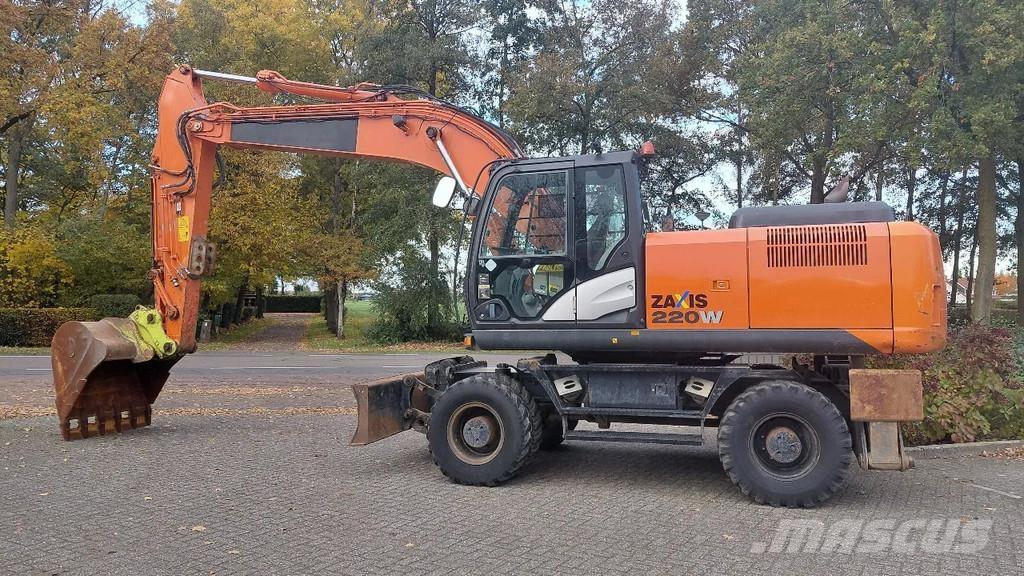 Hitachi ZX220W-5B Колёсные экскаваторы
