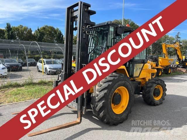 JCB 930 RTFL Внедорожные погрузчики