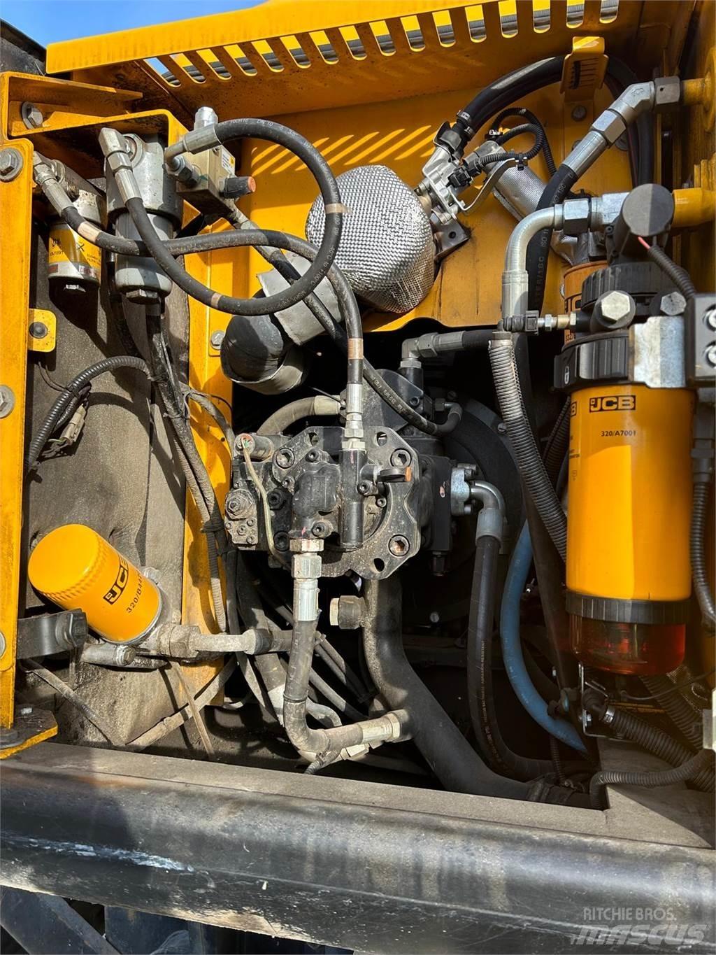 JCB JS175WMT4F Колёсные экскаваторы