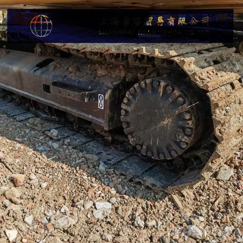 CAT 323 D Гусеничные экскаваторы