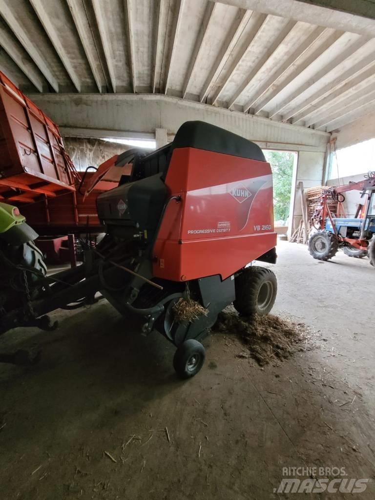 Kuhn VB 2160 Рулонные пресс-подборщики