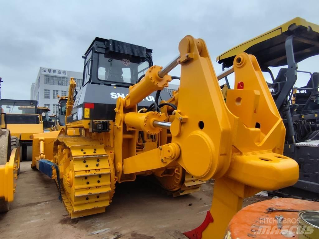 Shantui SD32 Гусеничные бульдозеры