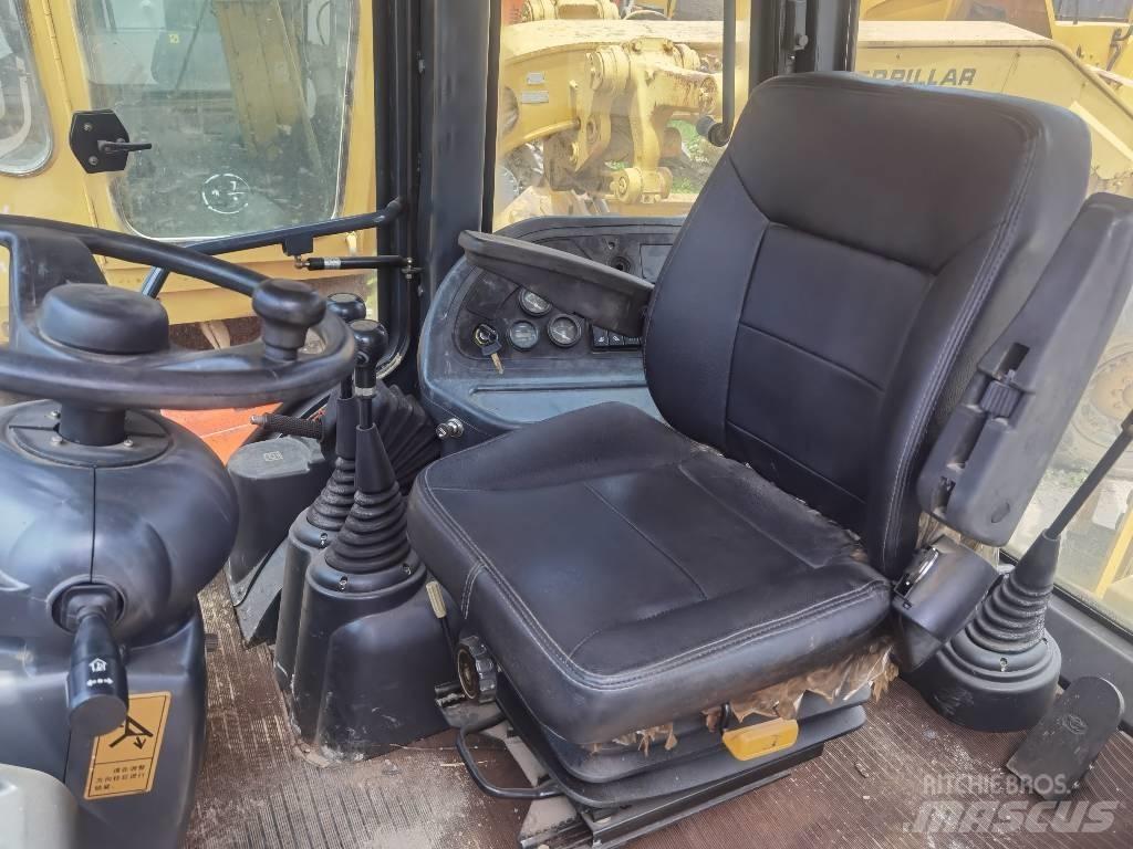 CAT 420 F Экскаваторы-погрузчики