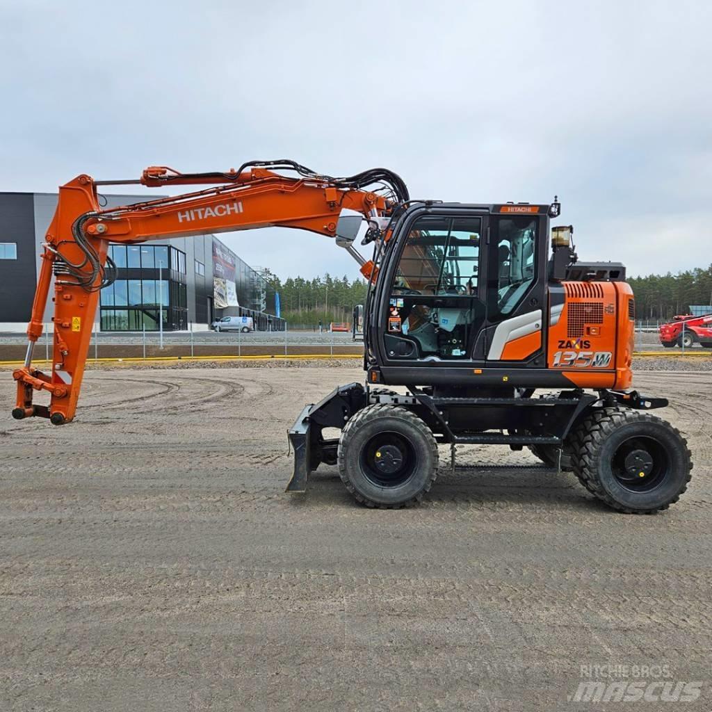 Hitachi ZX 135W Колёсные экскаваторы