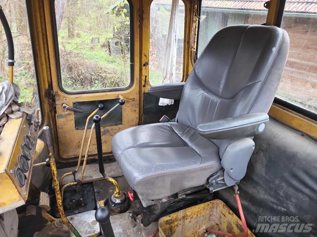 Chtz T 130 Гусеничные бульдозеры