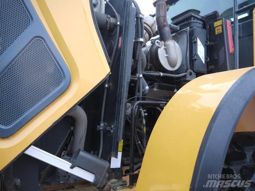 Hyundai HL 955 Фронтальные погрузчики