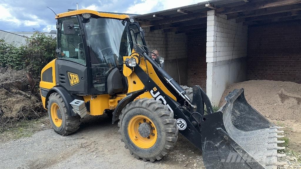 JCB 406 Фронтальные погрузчики