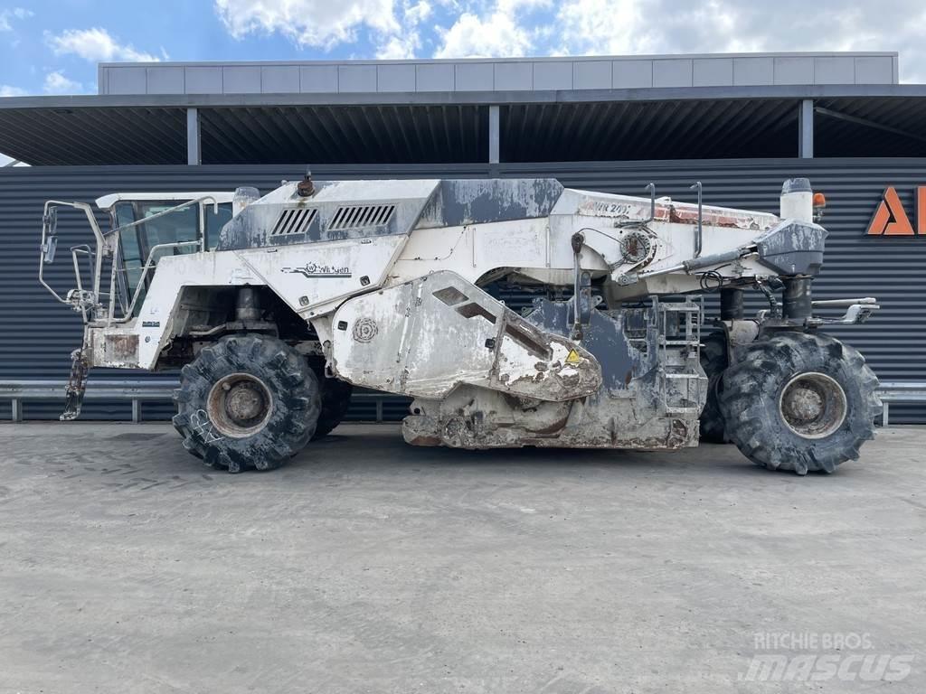 Wirtgen WR 240I Ресайклеры