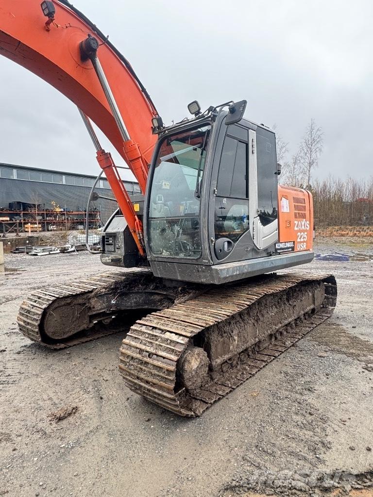 Hitachi ZX 225 USR-3 Гусеничные экскаваторы