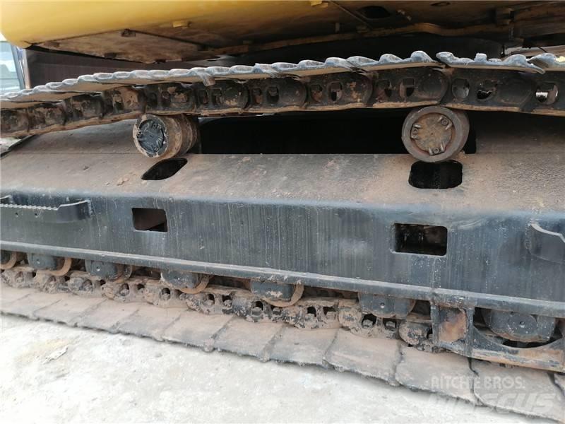 CAT 325DL Гусеничные экскаваторы