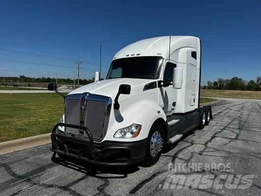 Kenworth T 680 Седельные тягачи