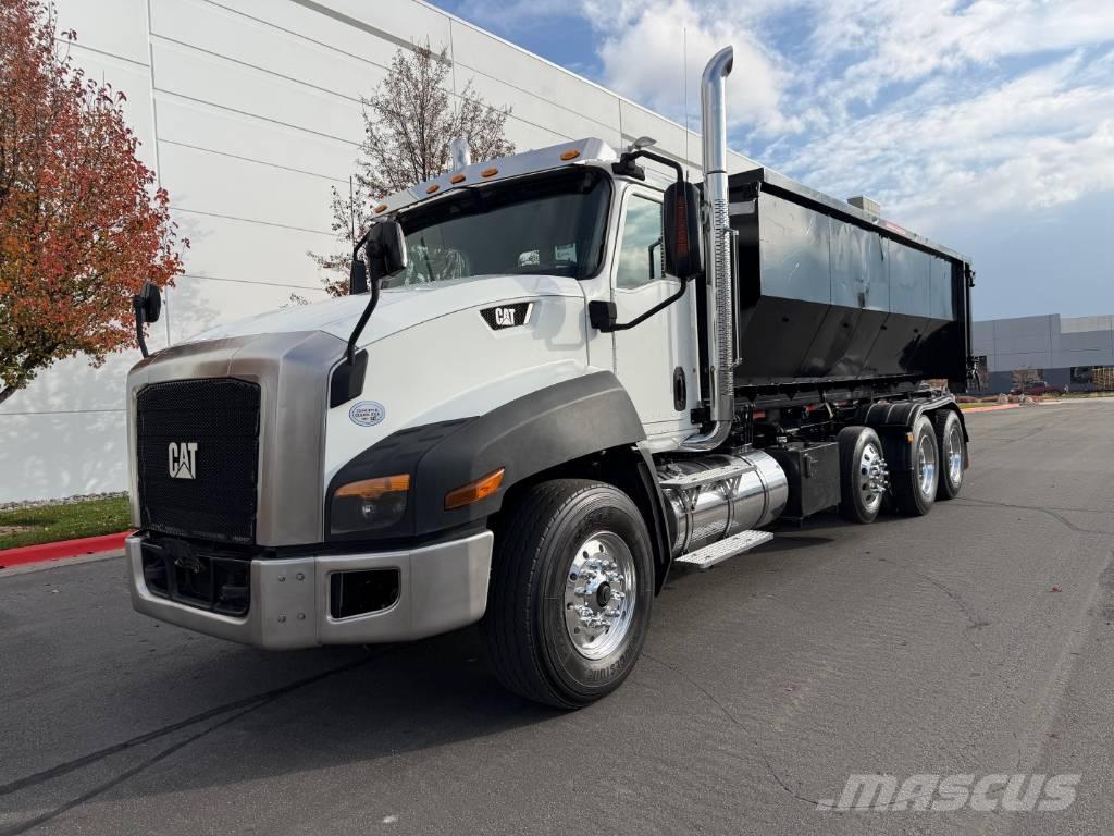 CAT CT 660 Контейнеровозы