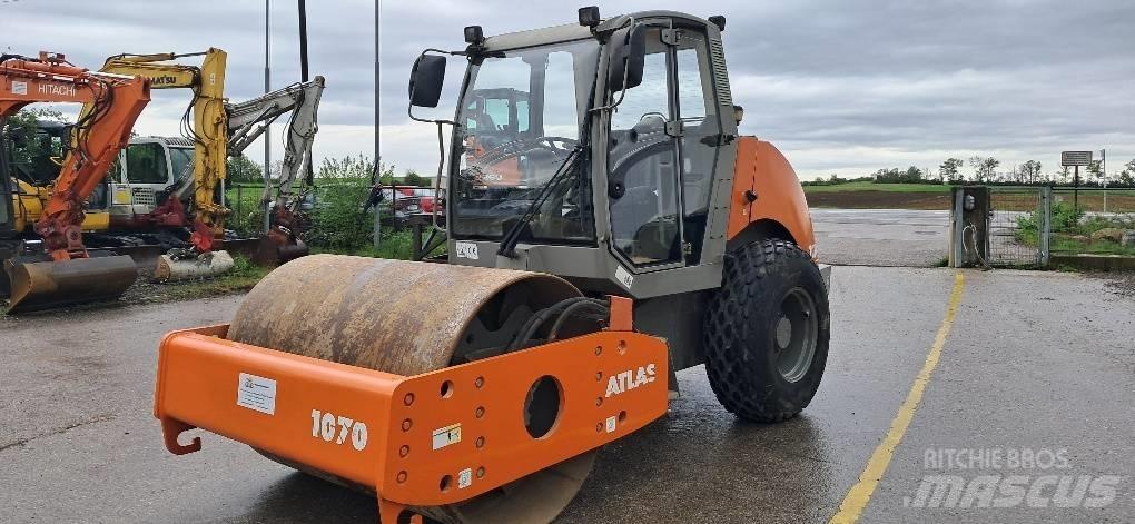 Atlas 1070 Уплотнители грунта