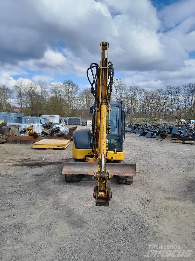 Komatsu PC55MR-3 Мини-экскаваторы