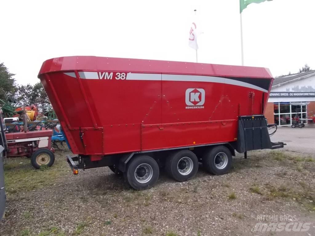 Kongskilde VM 38-3 Кормораздатчики