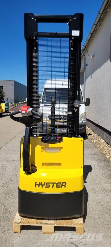 Hyster S 1.6 Ручные штабелёры с электроподъёмом