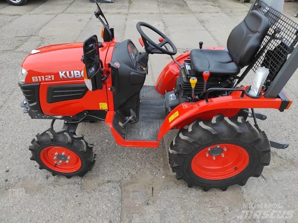 Kubota B1121 Коммунальные тракторы
