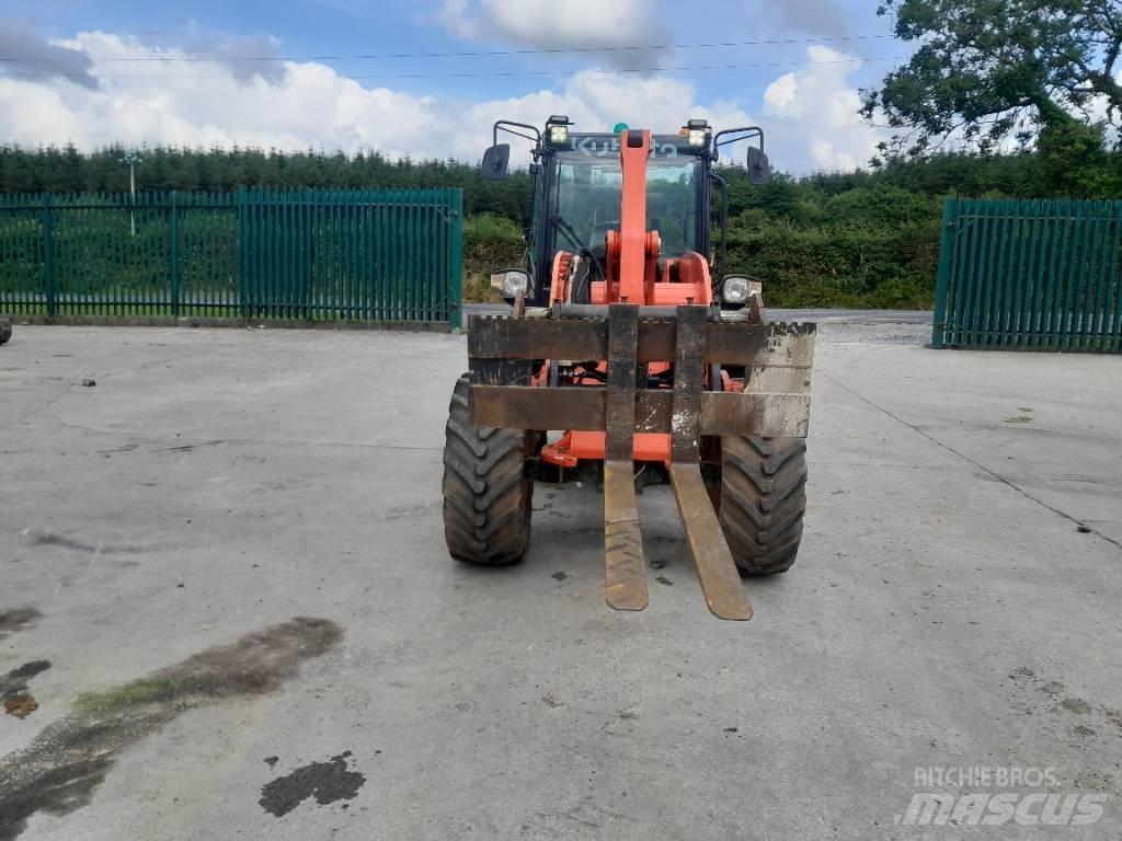 Kubota R 085 Фронтальные погрузчики