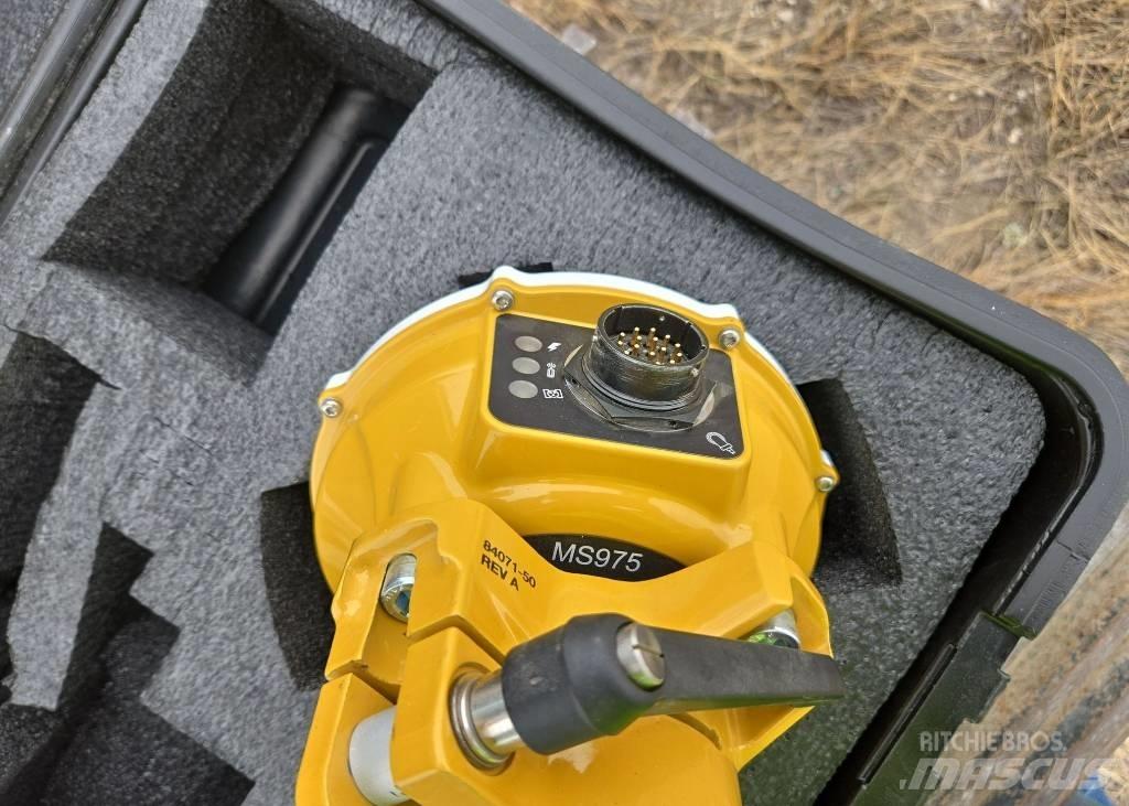 CAT 330 Гусеничные экскаваторы