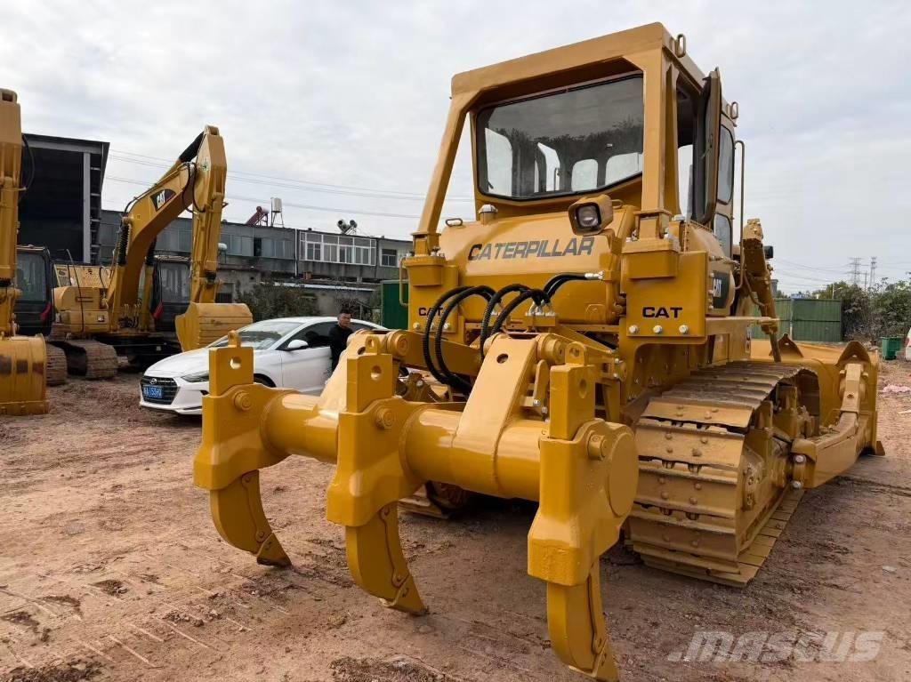 CAT D7G Гусеничные бульдозеры