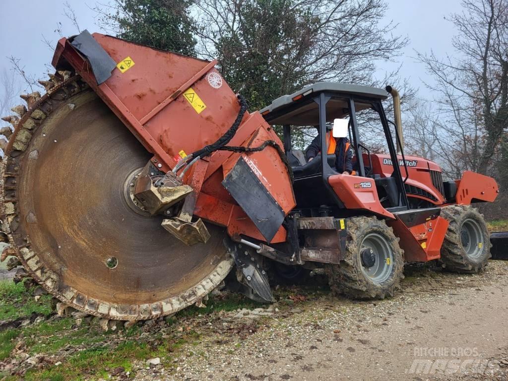Ditch Witch RT125 Траншеекопатели