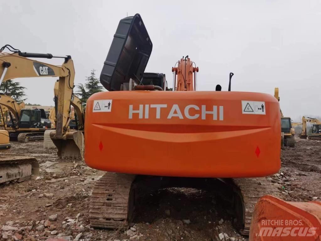 Hitachi ZX 250 Гусеничные экскаваторы