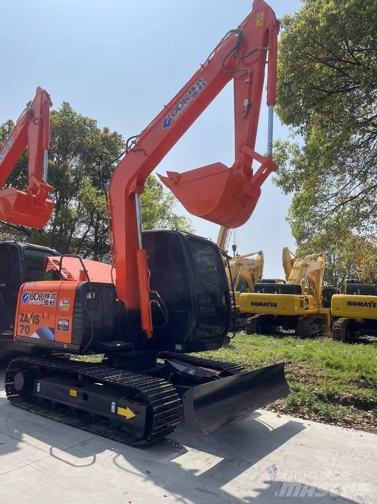 Hitachi ZX 70 Гусеничные экскаваторы