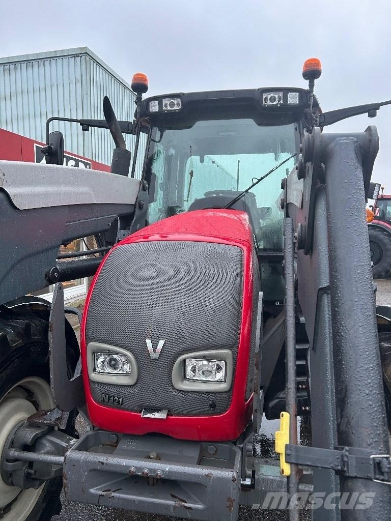Valtra N 121 Трактора