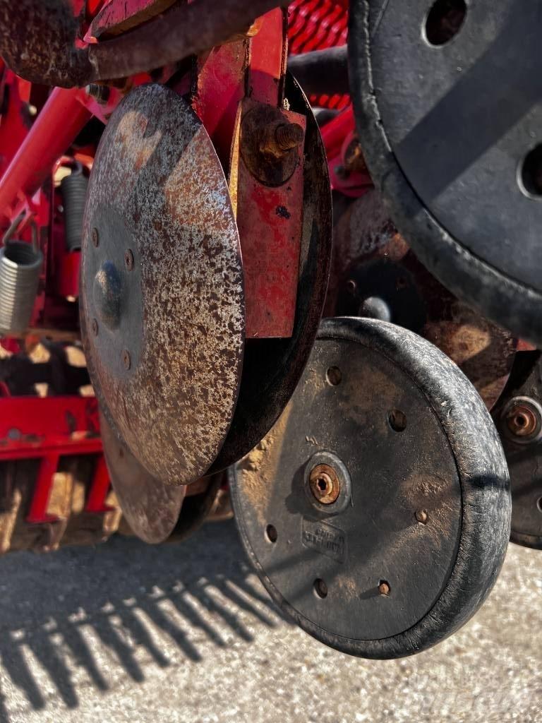 Kuhn HR 4003 D Комбинированные сеялки