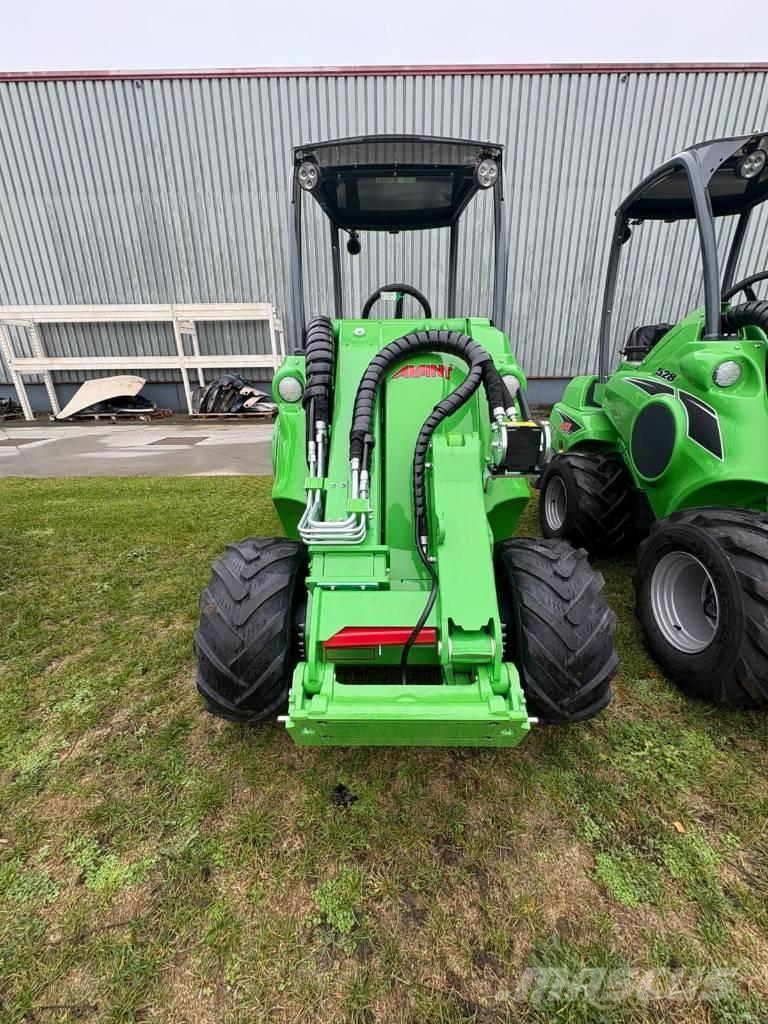 Avant 528 Малые погрузчики