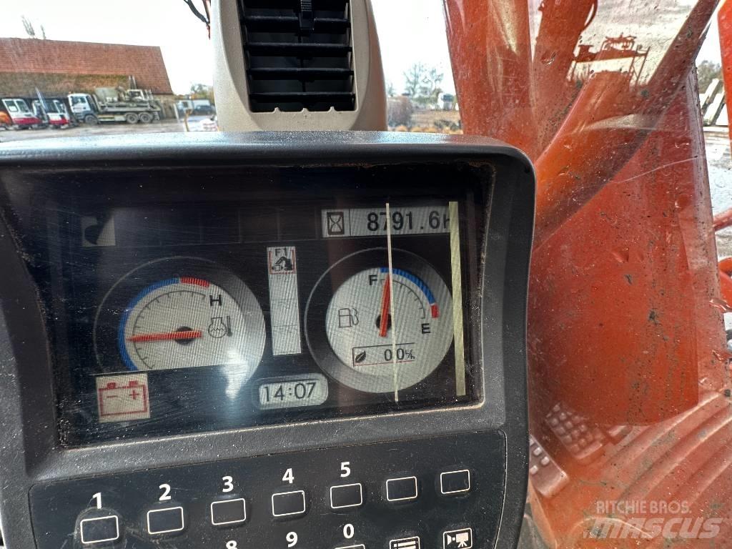Hitachi ZX 280 LC N Гусеничные экскаваторы