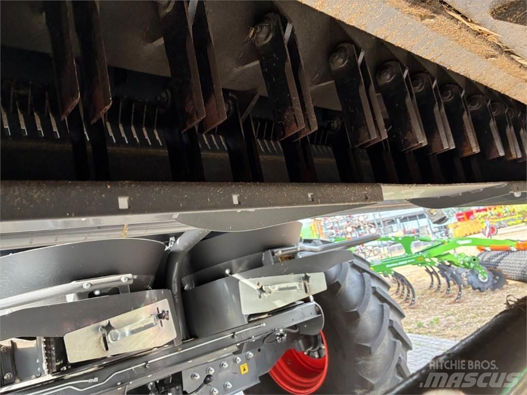 CLAAS Trion 650 Зерноуборочные комбайны
