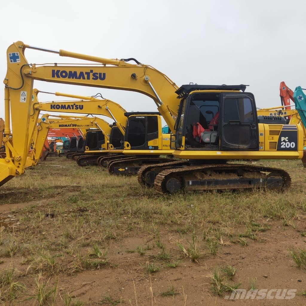 Komatsu PC200-8 Гусеничные экскаваторы