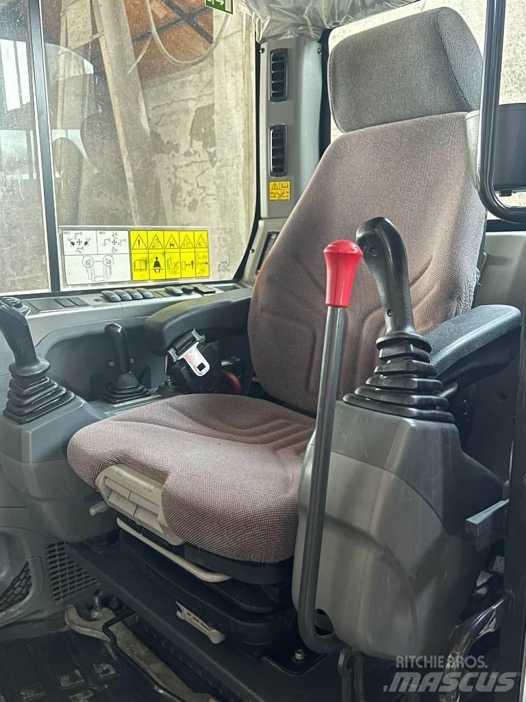 Bobcat E 85 Малые экскаваторы 7т-12т