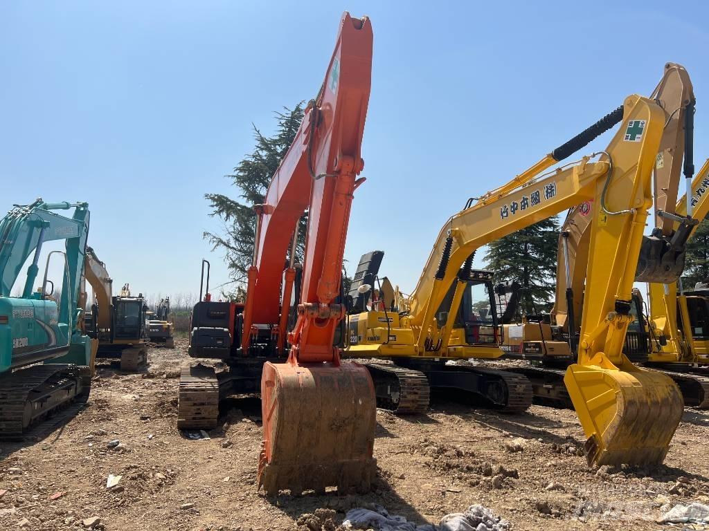 Hitachi ZX 240-3 Гусеничные экскаваторы