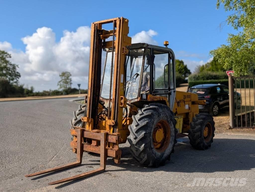 JCB 930 Внедорожные погрузчики