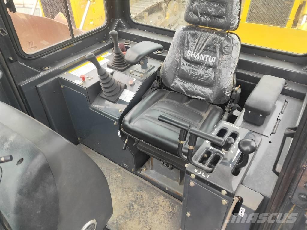 Shantui SD22 Гусеничные бульдозеры