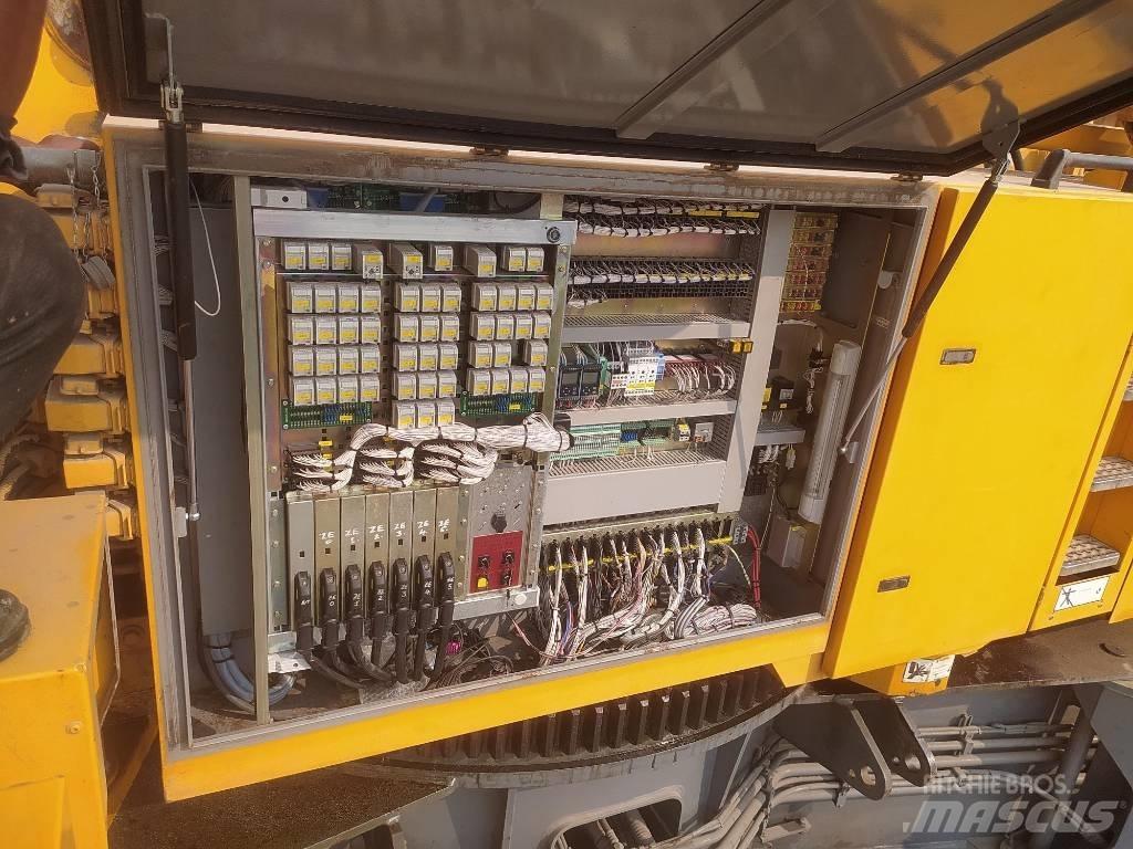 Liebherr LR 1400-2 Гусеничные краны