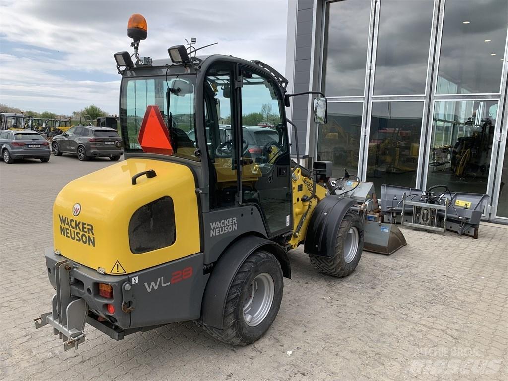 Wacker Neuson WL 28 Фронтальные погрузчики