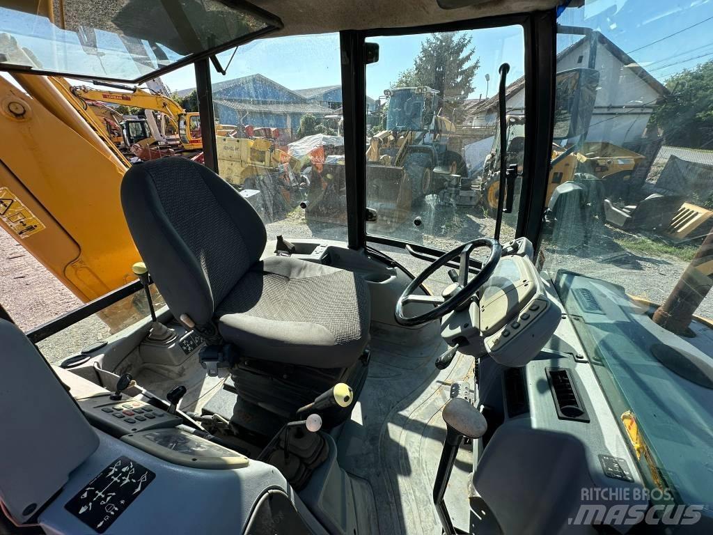 Fermec 860 Экскаваторы-погрузчики