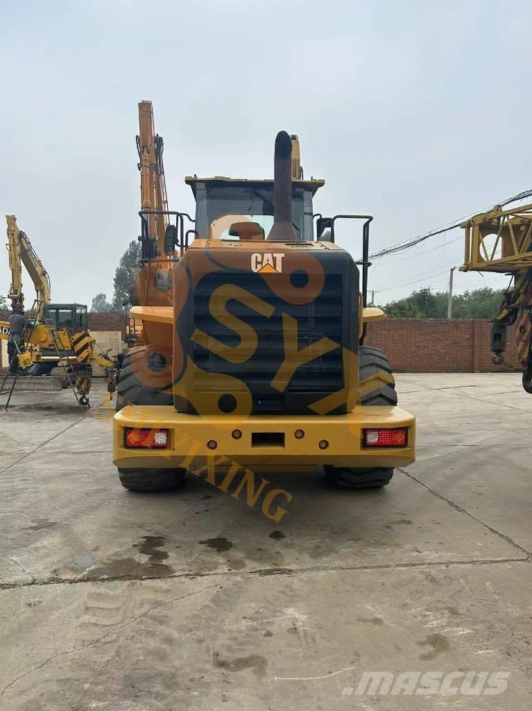 CAT 950 GC Фронтальные погрузчики