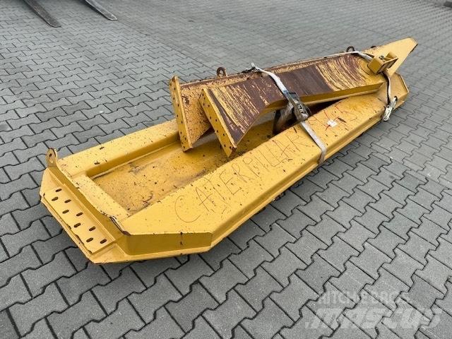 CAT 745 TAIL GATE Шарнирно-сочленённые самосвалы