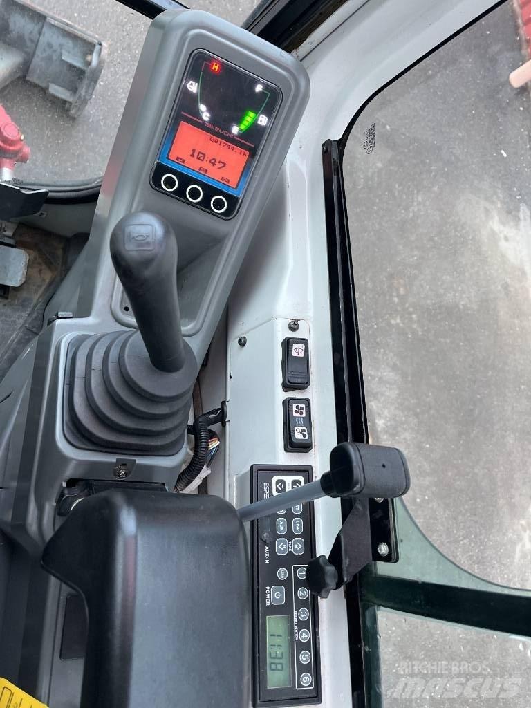 Takeuchi TB 216 Мини-экскаваторы