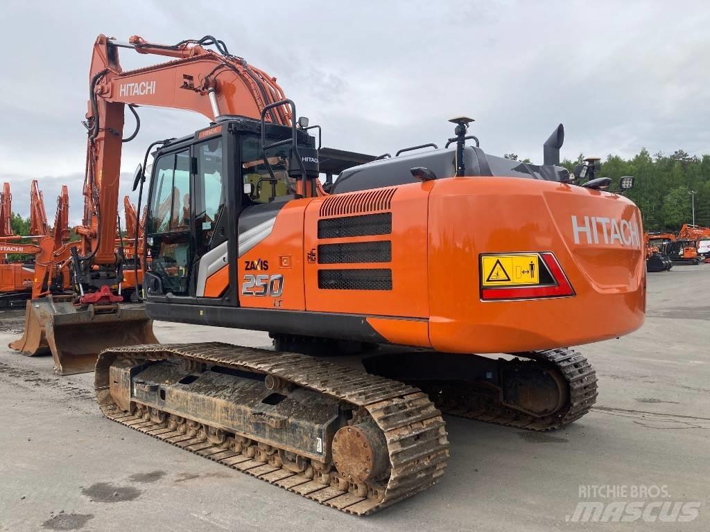 Hitachi ZX250LC-7 Гусеничные экскаваторы